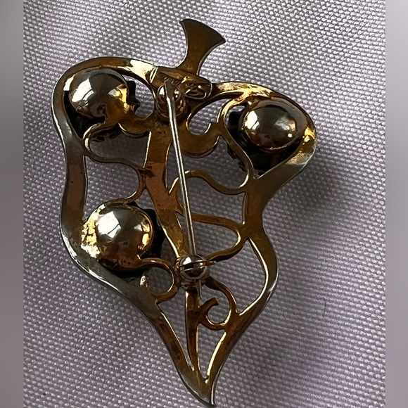 Vintage Schiaparelli Art glass cabs gold leaf brooch multi-color 3.75" - Picture 2 of 5